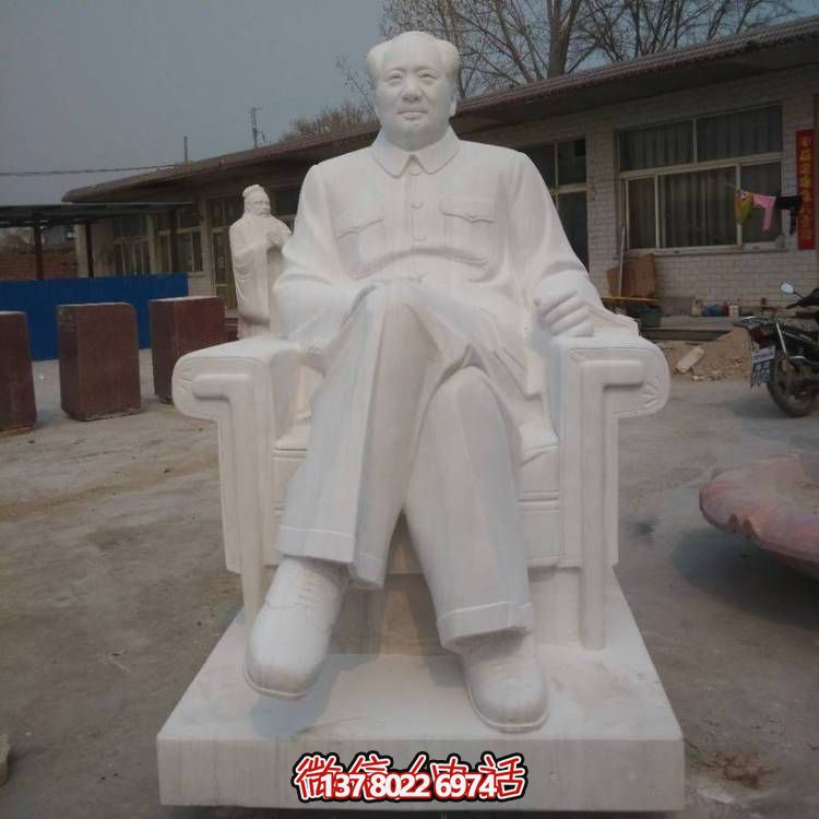 漢白玉石雕毛主席雕塑——走進中國景區(qū)，欣賞傳統(tǒng)美術(shù)