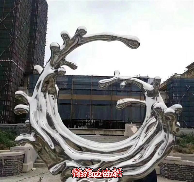 精美不銹鋼浪花雕塑，點(diǎn)綴小區(qū)裝飾