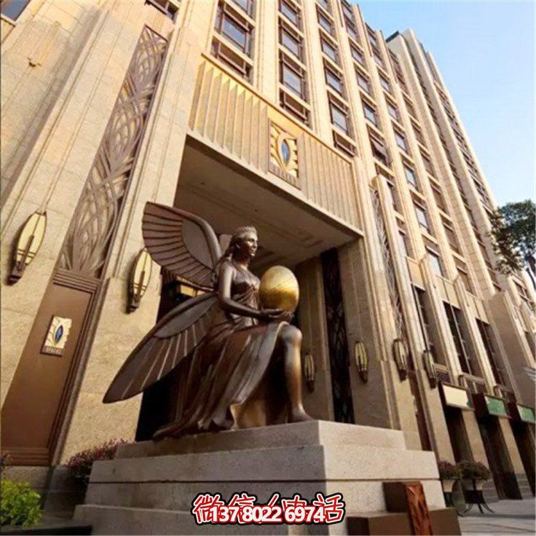 玻璃鋼仿銅西方女人物雕塑，為小區(qū)、寫字樓門前添彩