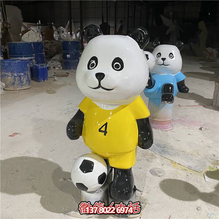 足球旅游景區(qū)，讓你玩轉(zhuǎn)卡通公仔和雕塑
