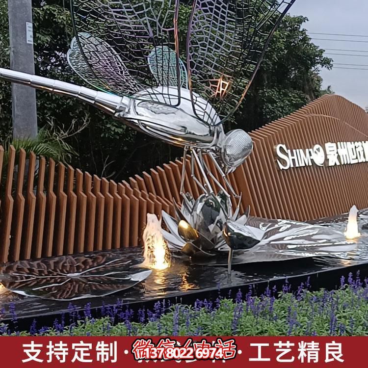 大型不銹鋼雕塑，為城市酒店、公園、商場(chǎng)及水景環(huán)境增添獨(dú)特景觀(guān)