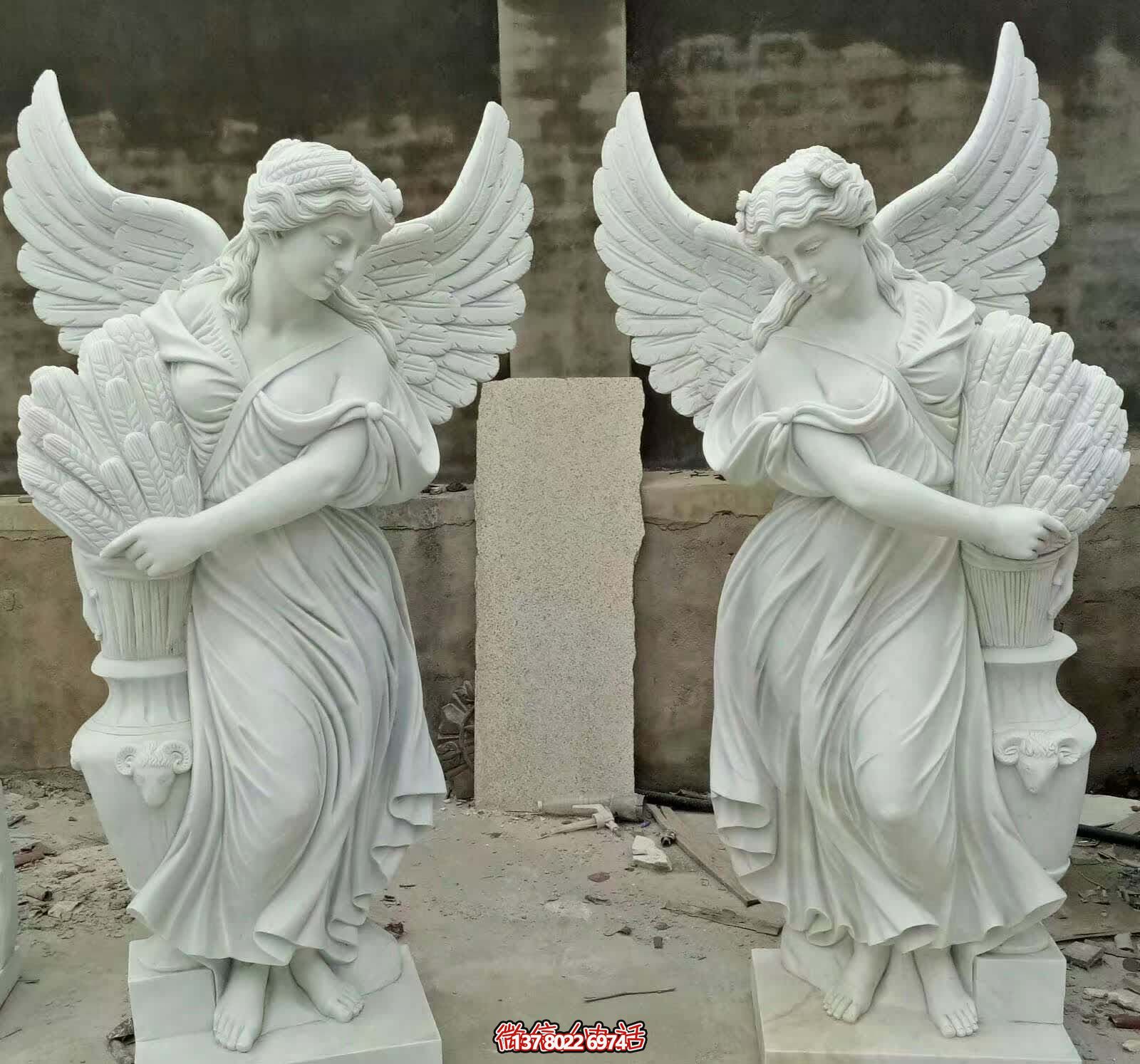 精雕細(xì)琢的白玉雕塑，點(diǎn)綴西方庭院別墅