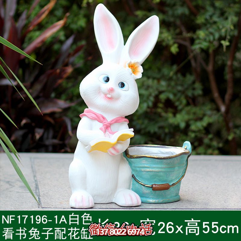 玻璃鋼兔子雕塑，為公園增色