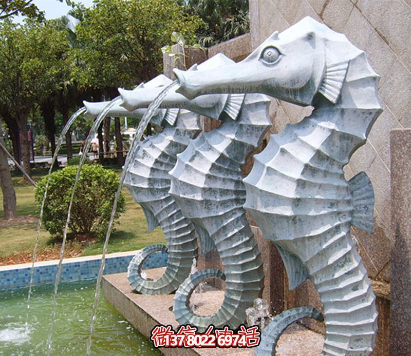 青石石雕海馬雕塑，在公園里擺放只噴水創(chuàng)意裝置