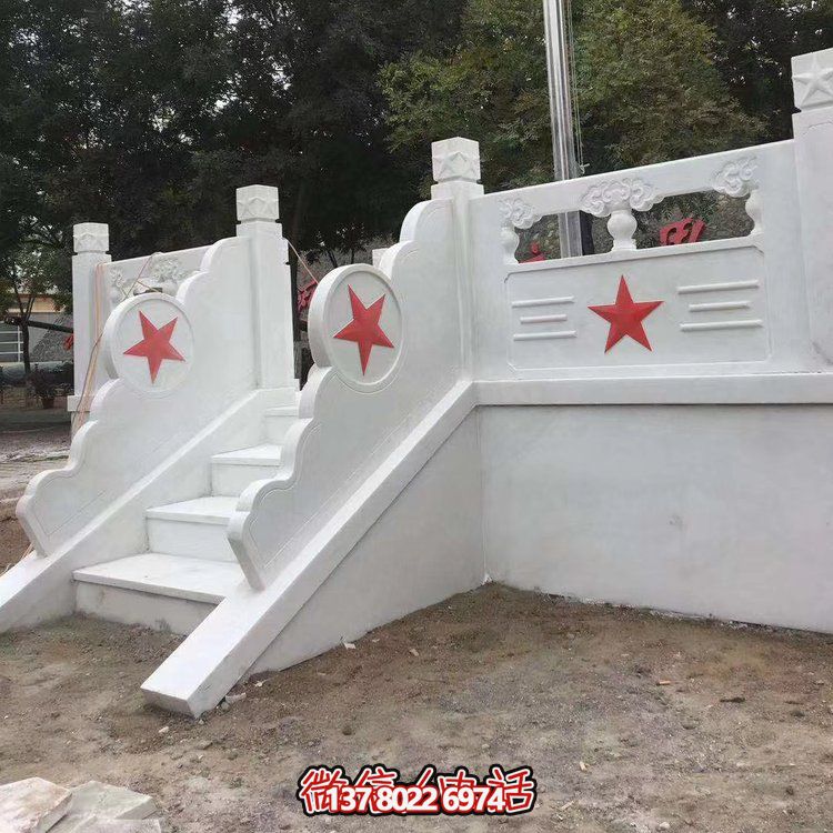 石欄桿護欄系統(tǒng)，為大理學校、政府及單位提供安全升旗臺