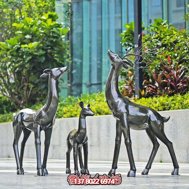 玻璃鋼制仿銅小鹿擺件，點(diǎn)綴戶外園林景觀