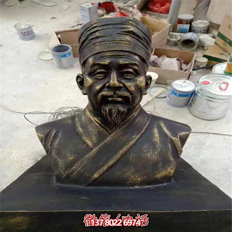 仿銅人物雕塑，玻璃鋼擺放玻璃裝飾城市學(xué)校園林