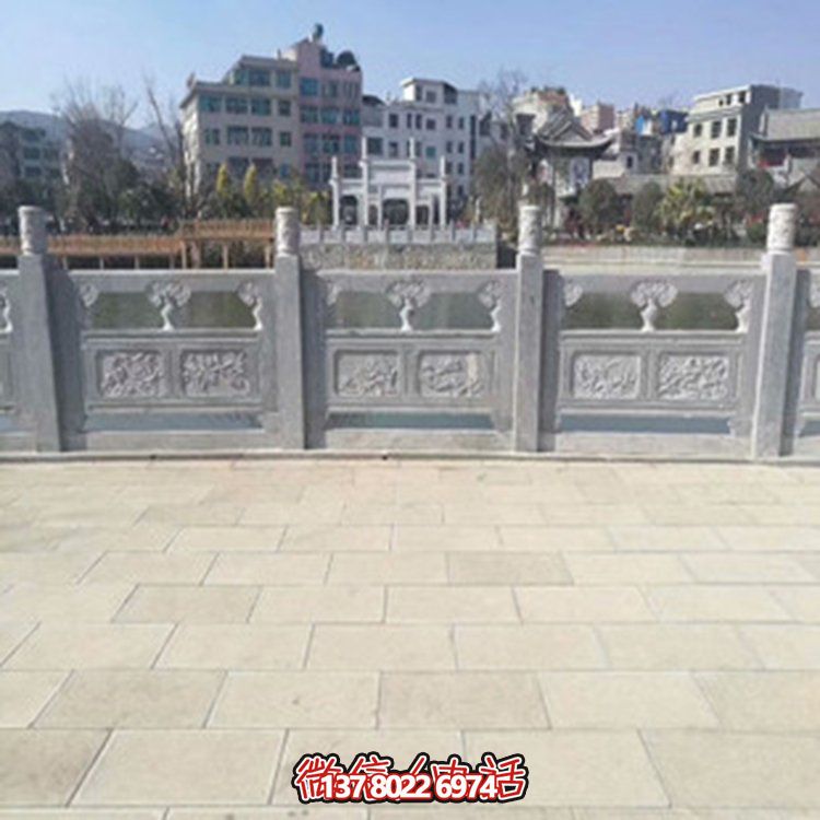精美大理石雕塑欄桿，裝點戶外園林景觀
