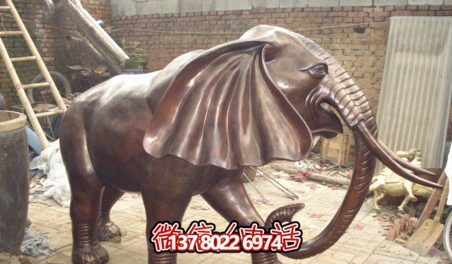 創(chuàng)意仿銅大象雕塑，美化環(huán)境景觀