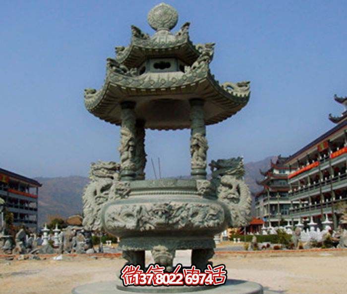 仿古寶蓋龍浮雕香爐，點(diǎn)綴景區(qū)廣場