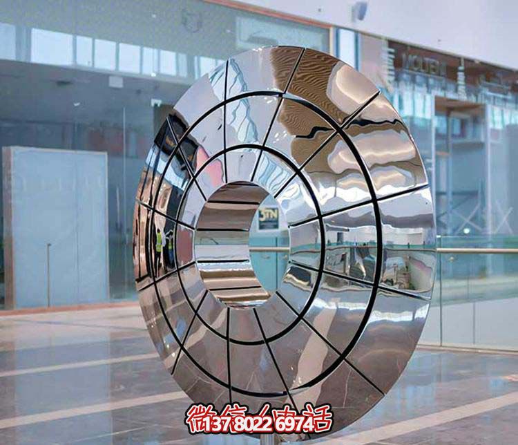 不銹鋼雕塑傘狀圓環(huán)，創(chuàng)意裝點(diǎn)商廈鏡面