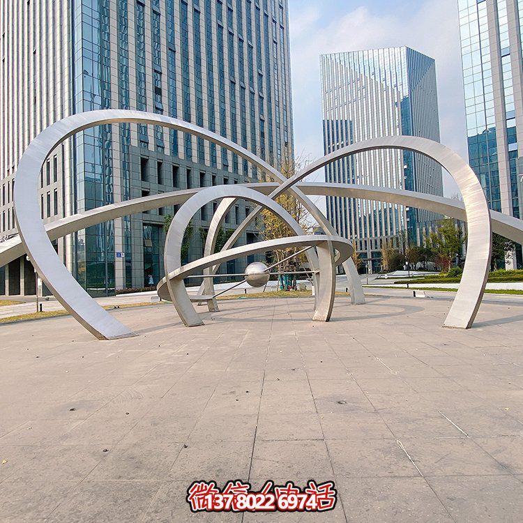 不銹鋼雕塑梅花鹿，現(xiàn)代幾何園林景觀裝飾