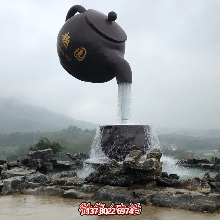 這款創(chuàng)意玻璃鋼懸空流水擺件，是一款非常適合大型園林景區(qū)及戶外空間裝飾的藝術品
