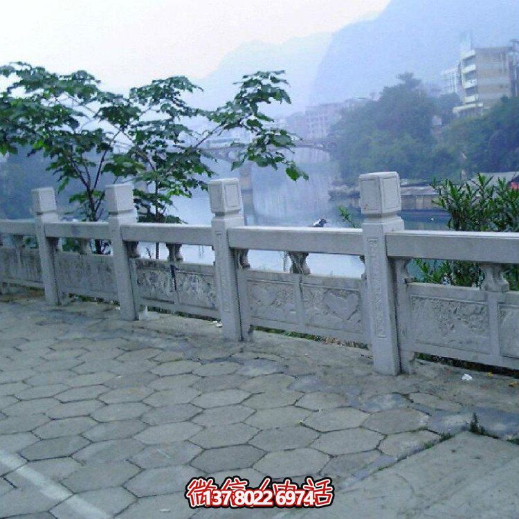 品質(zhì)精良的大理石欄桿、欄板及雕塑，締造美麗景觀