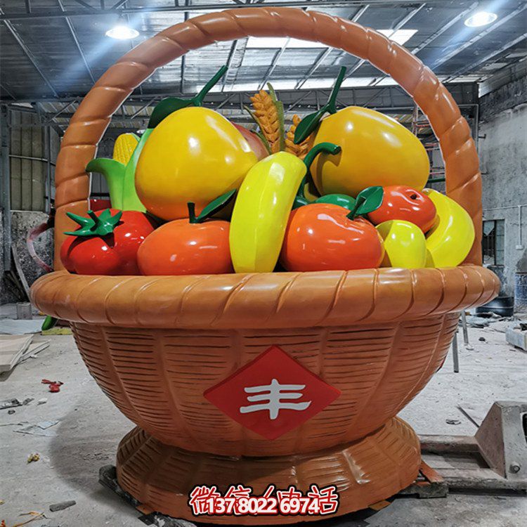 玻璃鋼制彩繪水果籃，專為戶外采摘量身打造的擺件
