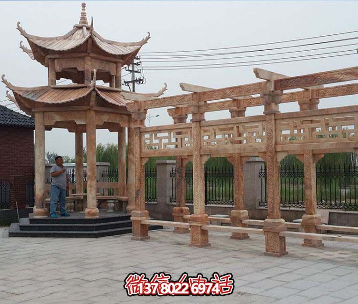 美麗的花崗巖長(zhǎng)廊，沐浴在精致的雕刻藝術(shù)中