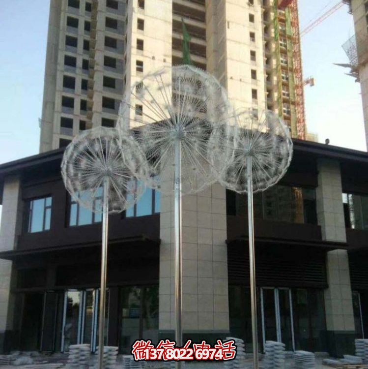 不銹鋼植物景觀雕塑，點(diǎn)綴商業(yè)酒店