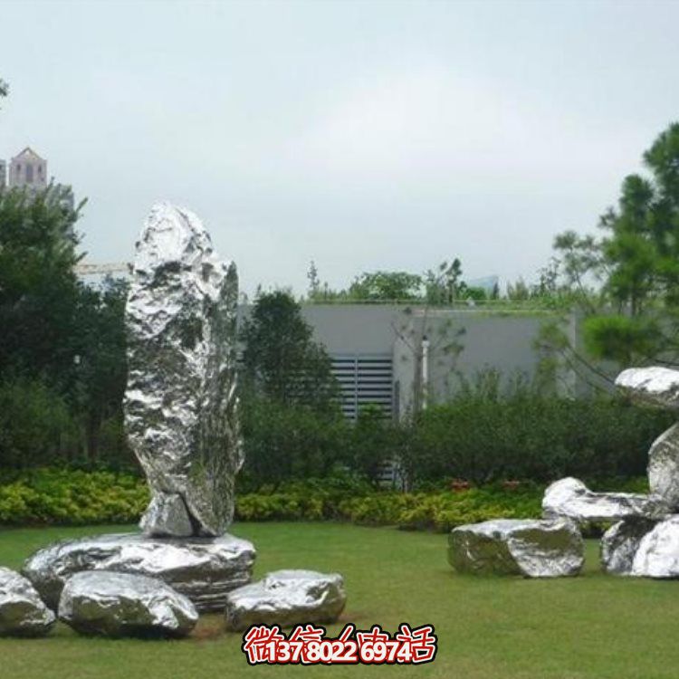 不銹鋼雕塑景觀頭，讓您的戶外草坪更加美觀