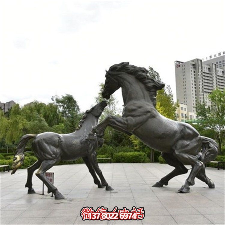 大型仿真動物駿馬不銹鋼雕塑，點綴城市廣場園林