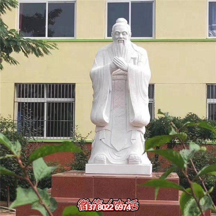 孔子雕像，傳承歷史文化
