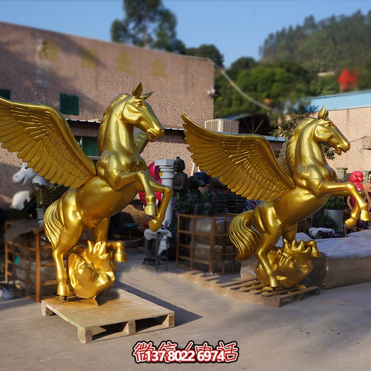 精美的玻璃鋼雕塑飛馬，點(diǎn)綴大場面