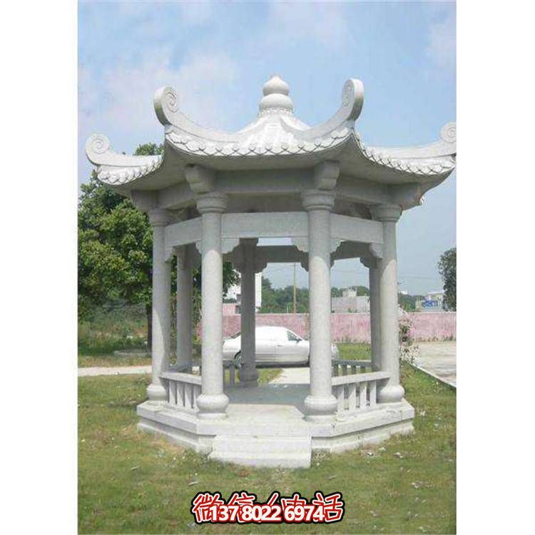 精美石雕涼亭，為公園添彩