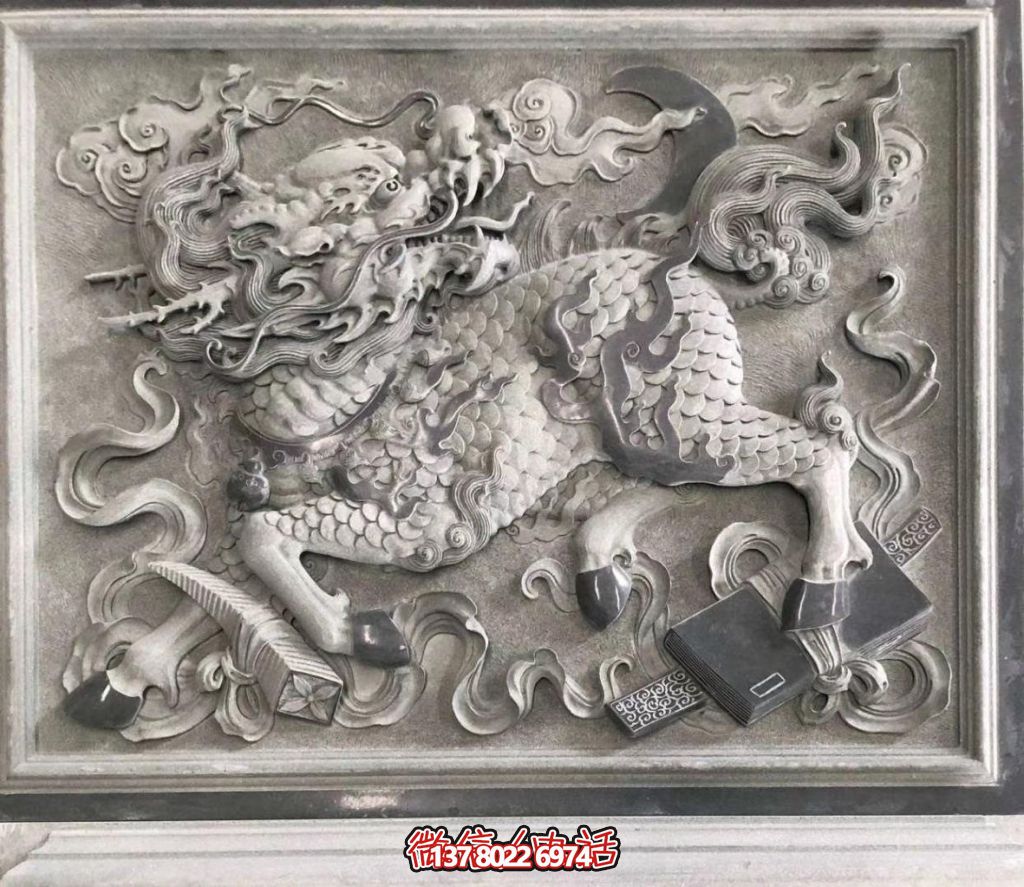 青石麒麟獻(xiàn)瑞：祥瑞滿(mǎn)庭，福佑千秋